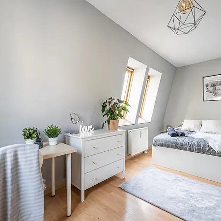 Niceone Number 7 - W Samym Centrum! * Вроцлав