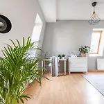 Niceone Number 7 - W Samym Centrum! Apartamento *